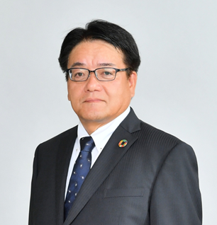 打越会長 写真.png